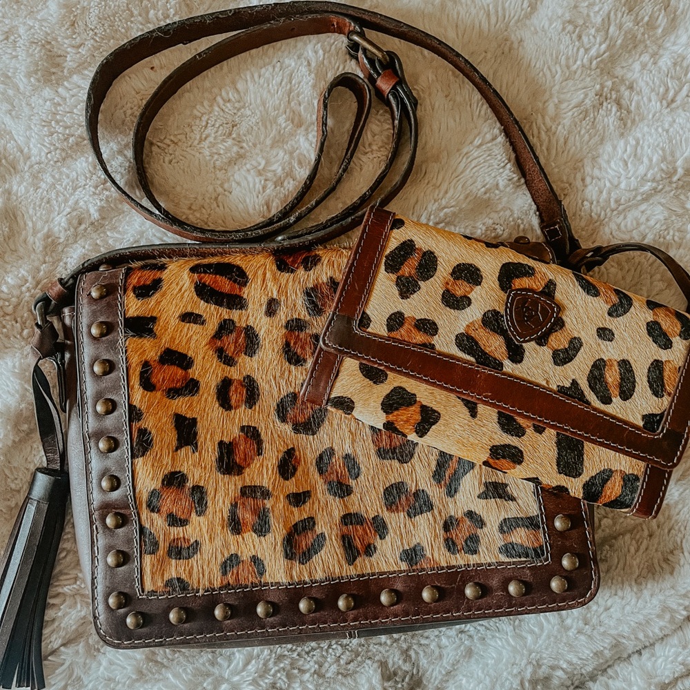 Ariat Crossbody and Wallet